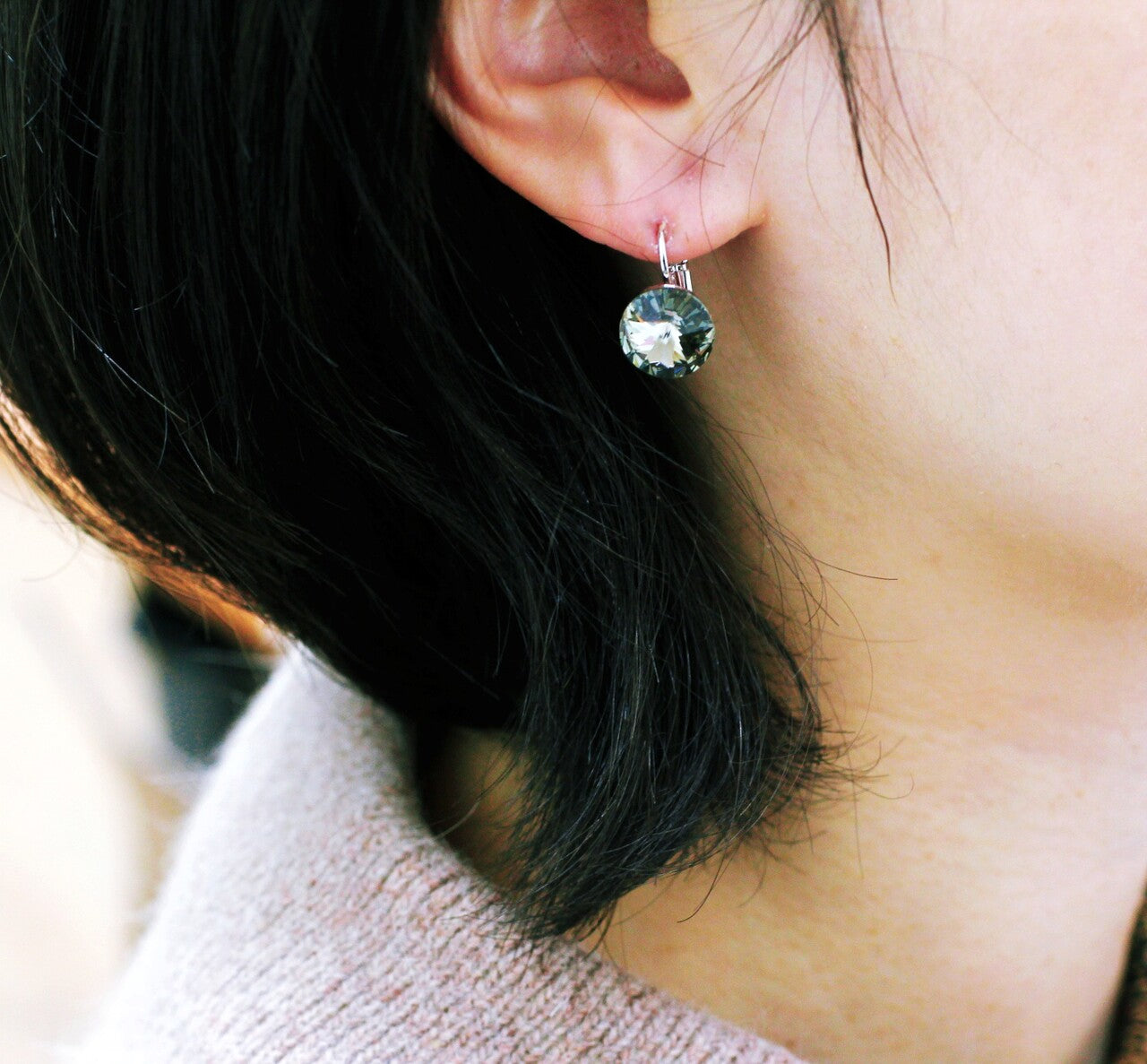 [UGC] Austrian Crystal Hook Earrings K-Fashion Jewelry